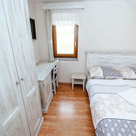Zelena Oaza - B&B Miklavz pri Ormozu Exteriör bild