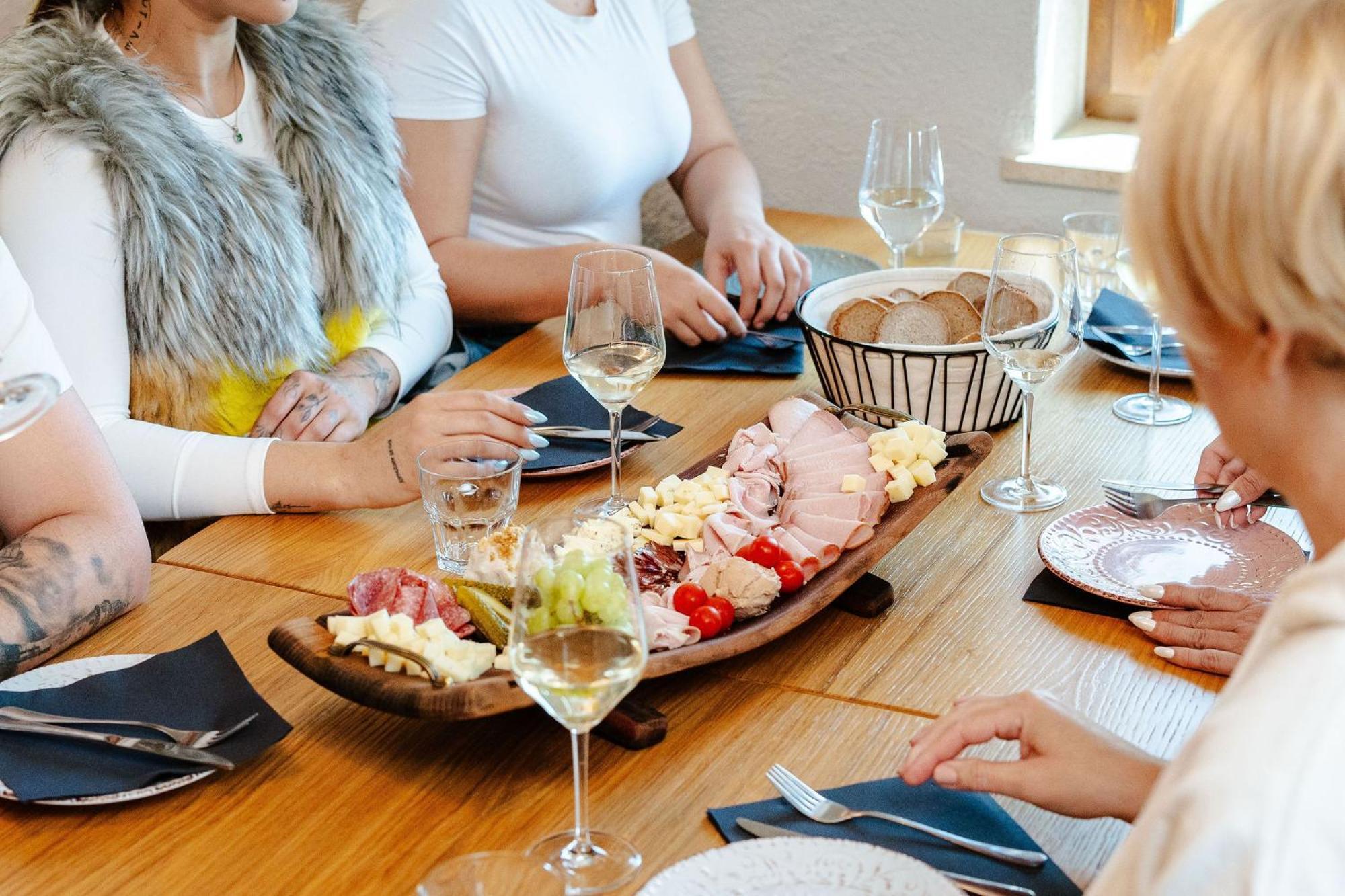 Zelena Oaza - B&B Miklavz pri Ormozu Exteriör bild