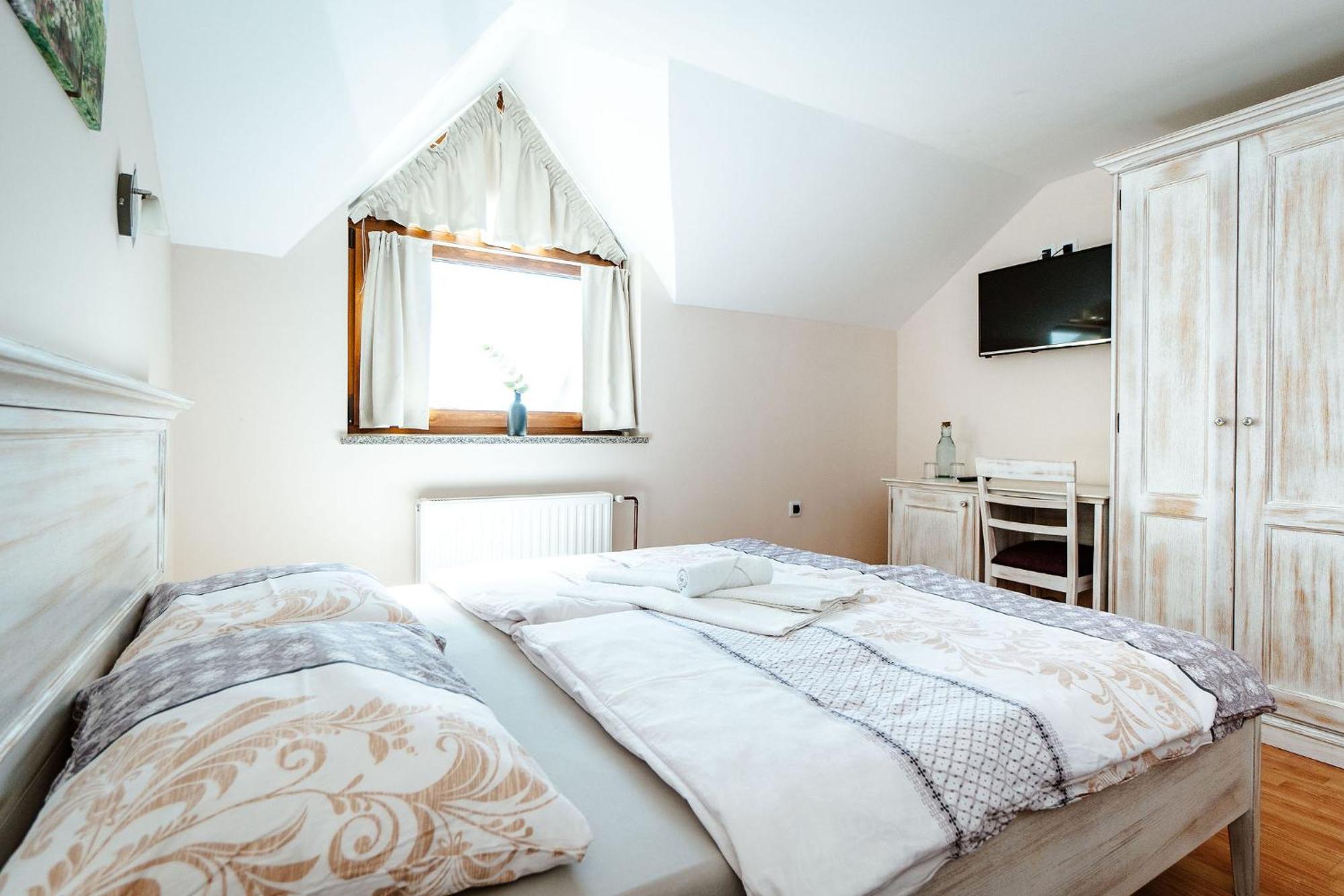 Zelena Oaza - B&B Miklavz pri Ormozu Exteriör bild