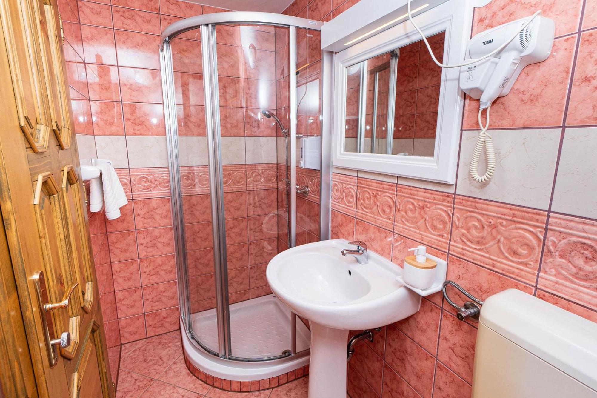 Zelena Oaza - B&B Miklavz pri Ormozu Exteriör bild