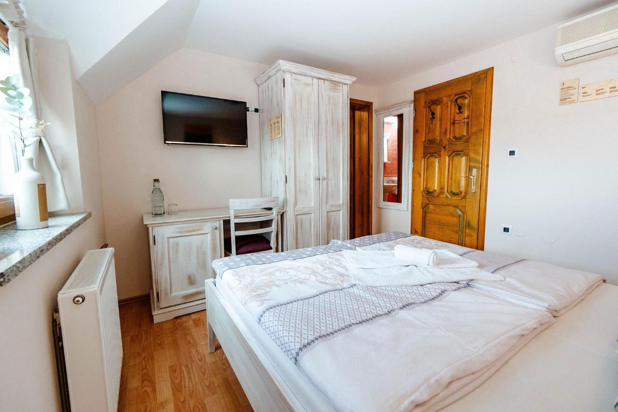 Zelena Oaza - B&B Miklavz pri Ormozu Exteriör bild